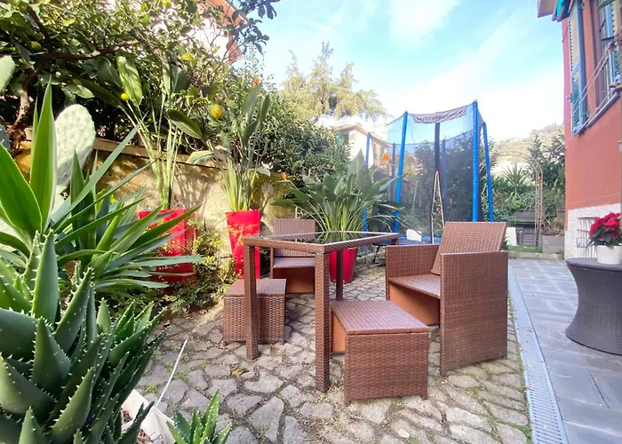 Casaviva - Lovely Trilo In Nervi With Parking *