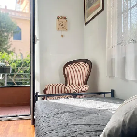 Apartment Casaviva - Lovely Trilo In Nervi With Parking