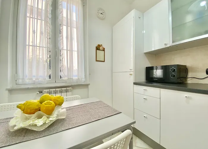 Casaviva - Lovely Trilo In Nervi With Parking
