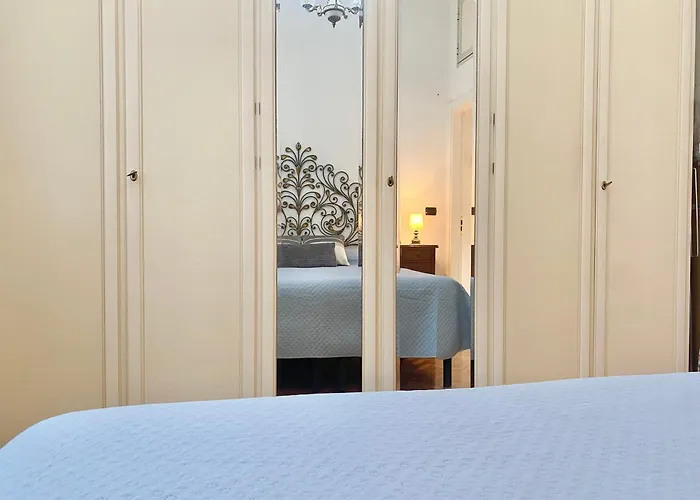 Apartment Casaviva - Lovely Trilo In Nervi With Parking