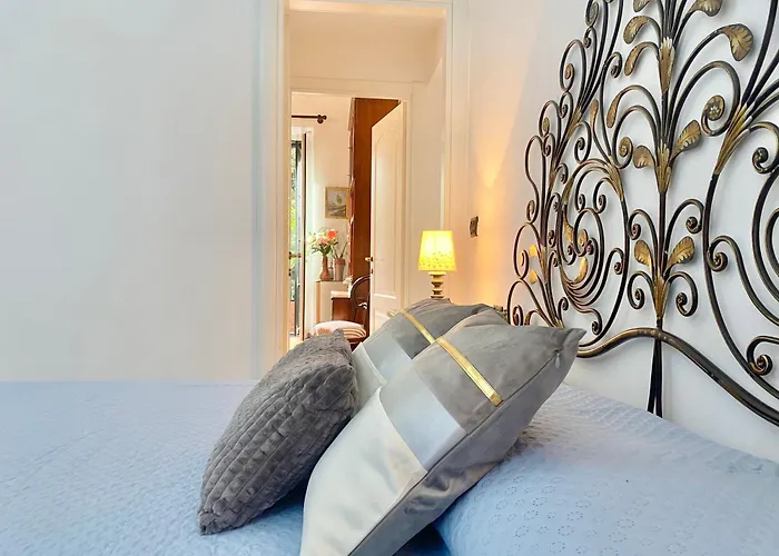 Casaviva - Lovely Trilo In Nervi With Parking Apartment Genua