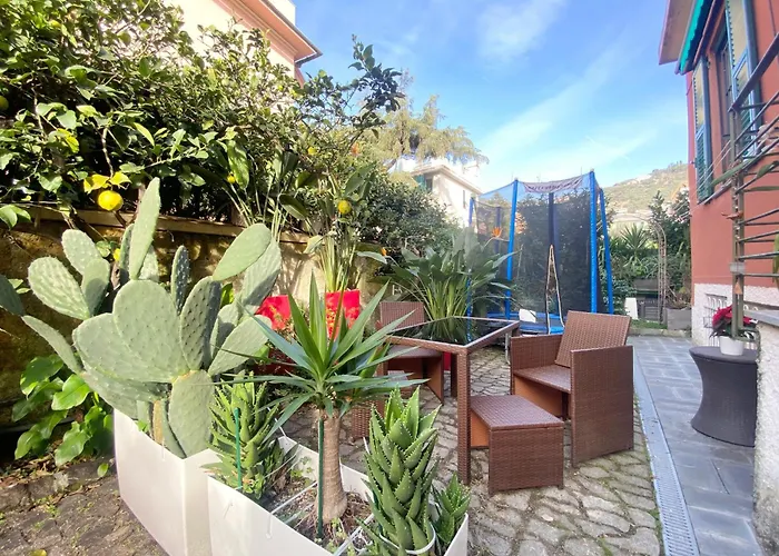 Apartment Casaviva - Lovely Trilo In Nervi With Parking